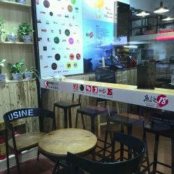 涂门街上的甜蜜时光 探寻泉州涂鸦墙边的面包与饮品团购好店